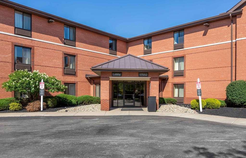 Extended Stay America Suites - Cleveland - Middleburg Heights Exterior photo