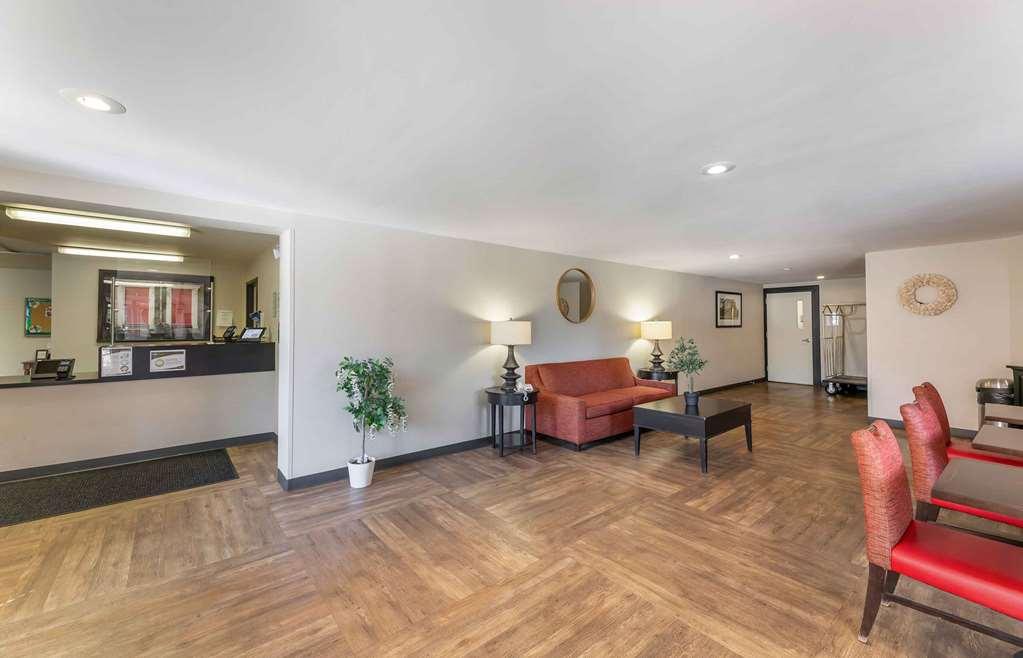 Extended Stay America Suites - Cleveland - Middleburg Heights Interior photo