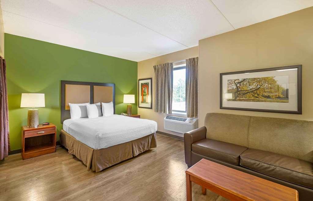 Extended Stay America Suites - Cleveland - Middleburg Heights Room photo